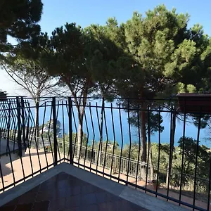 Bed & Breakfast Alba Tra I Pini, Cefalù